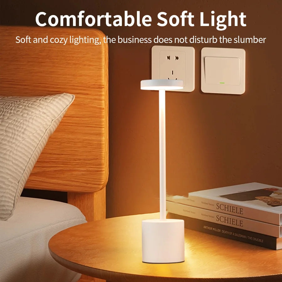 Lampe de table LED à capteur tactile simple – Rechargeable et élégante